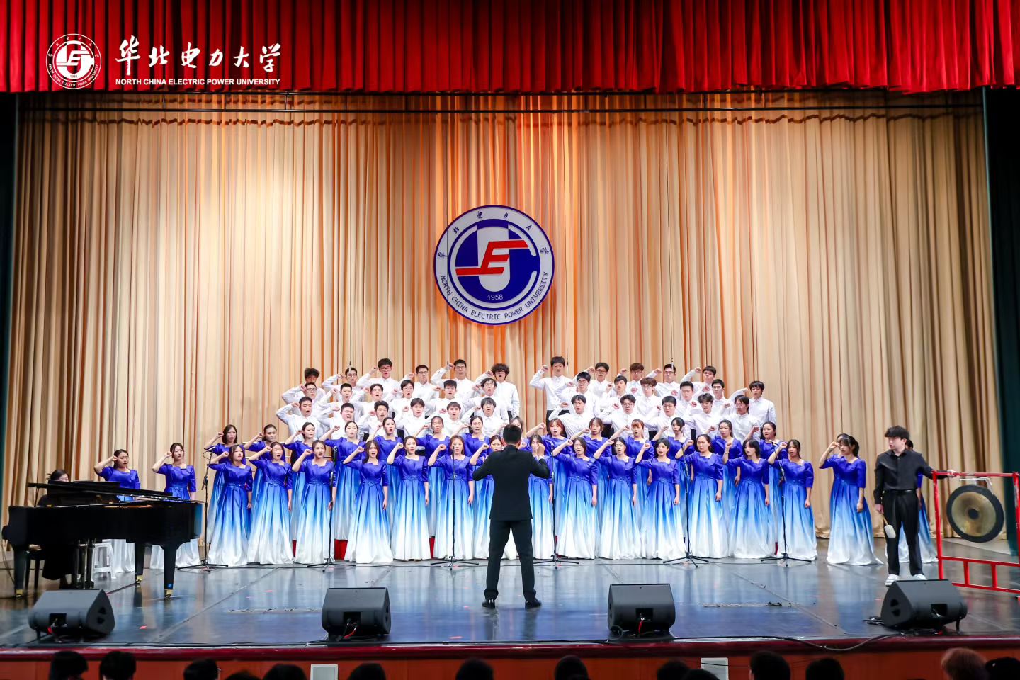 153fd872f845ff06cdd5ce92e2186c0a.jpg